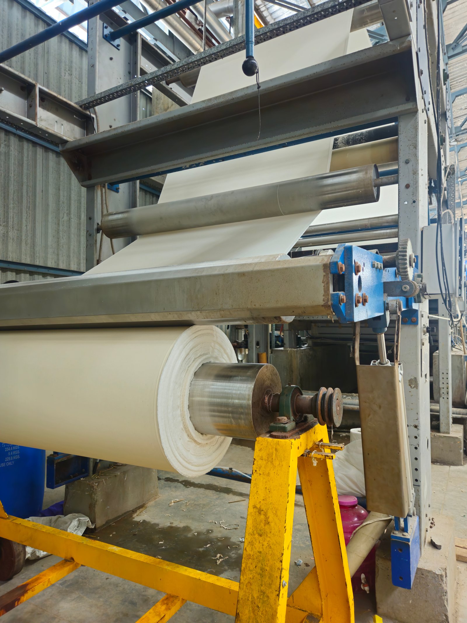 Two stenter machines working in parallel